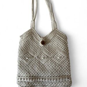 American eagle off white knit hobo shoulder bag